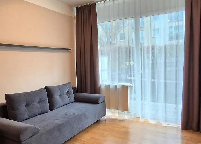 Apartamento In Upscale District With Wellness Area *
